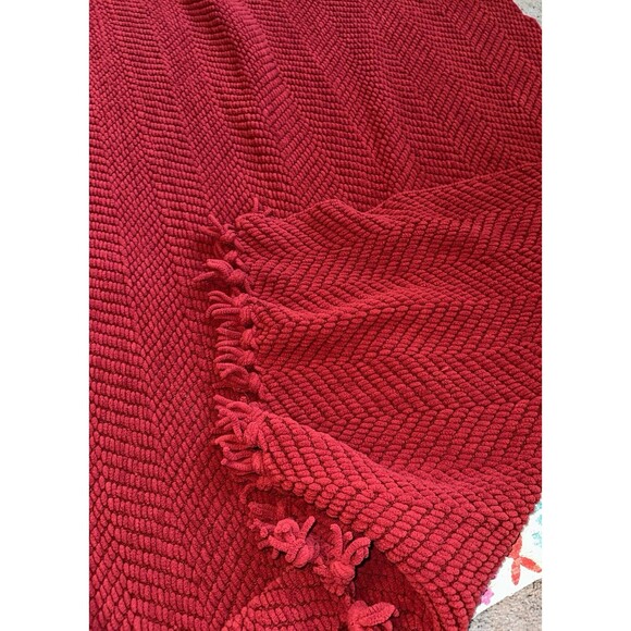 Pottery barn red blanket - Picture 3 of 4